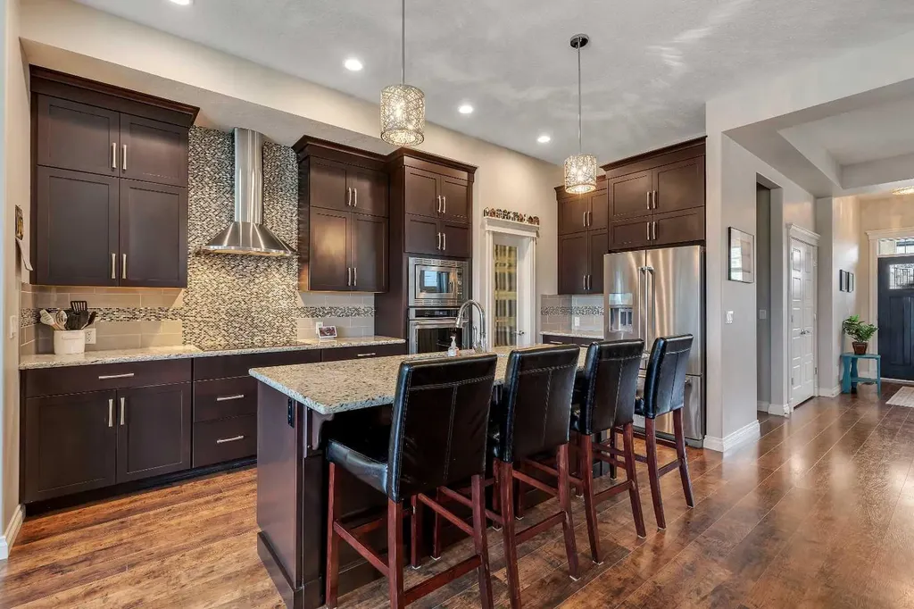 369 Marquis Landing SE Calgary AB T3M 2H4