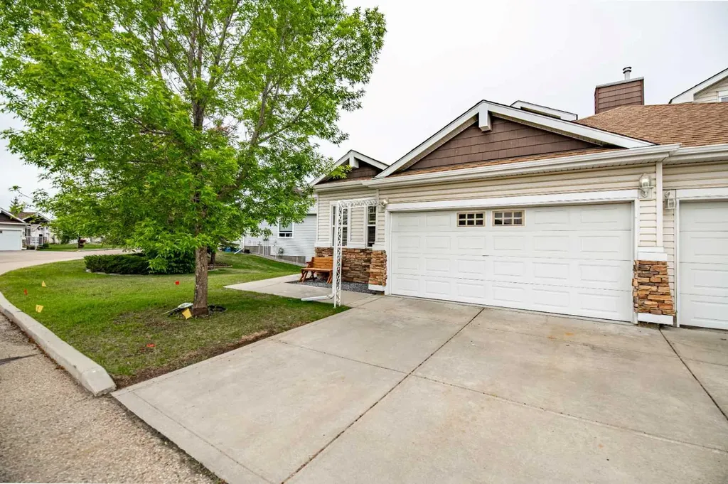 39 Jenkins Drive Red Deer AB T4P 3X1
