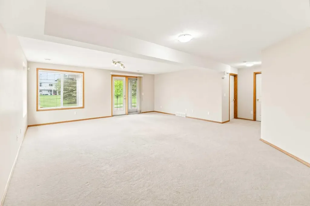 39 Jenkins Drive Red Deer AB T4P 3X1
