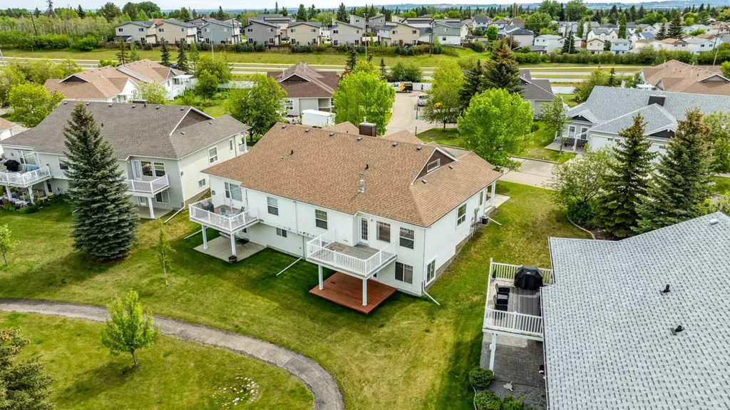 39 Jenkins Drive Red Deer AB T4P 3X1