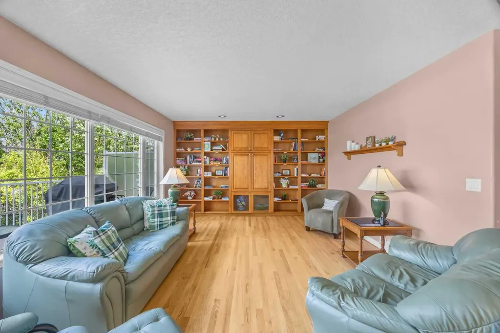 288 Hamptons Terrace NW Calgary AB T3A 5R4