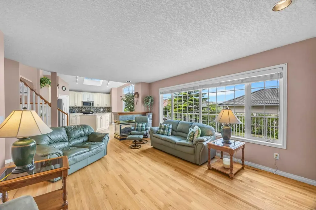 288 Hamptons Terrace NW Calgary AB T3A 5R4