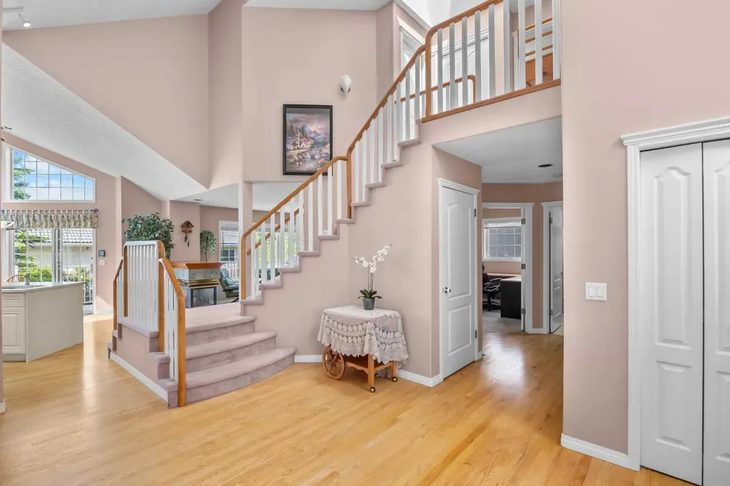 288 Hamptons Terrace NW Calgary AB T3A 5R4
