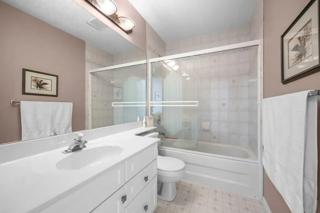 288 Hamptons Terrace NW Calgary AB T3A 5R4