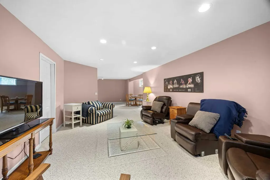 288 Hamptons Terrace NW Calgary AB T3A 5R4