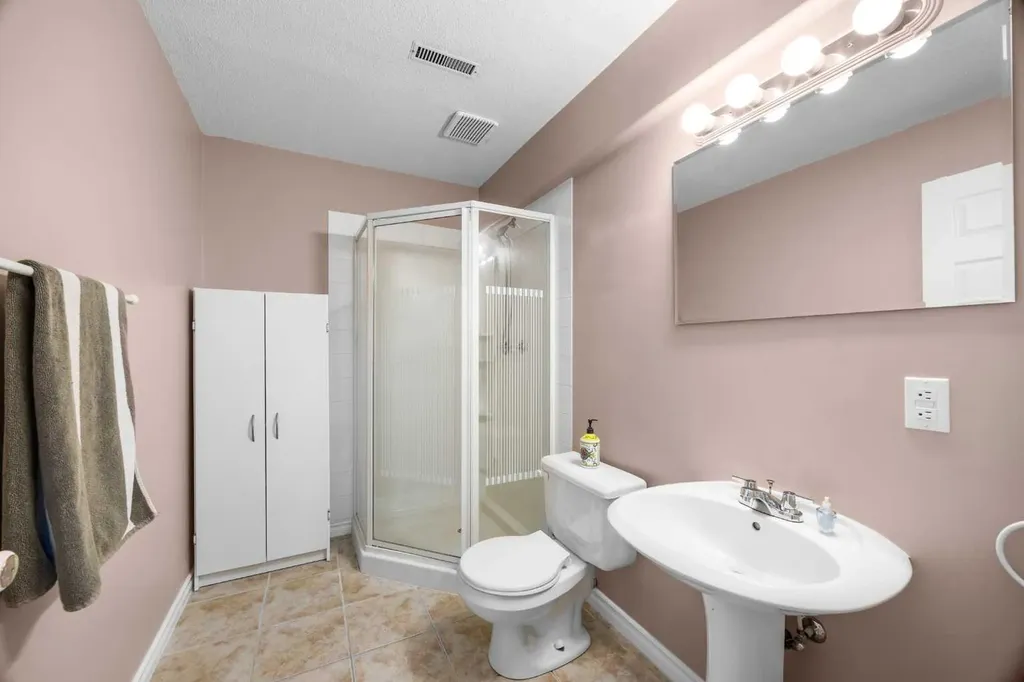 288 Hamptons Terrace NW Calgary AB T3A 5R4