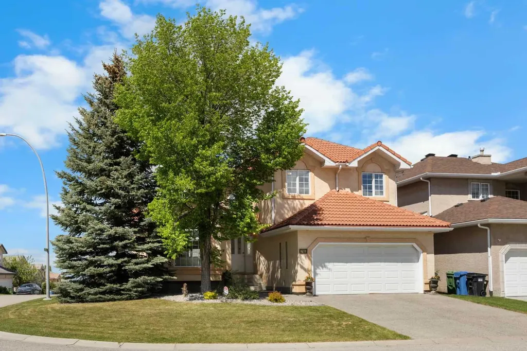 288 Hamptons Terrace NW Calgary AB T3A 5R4