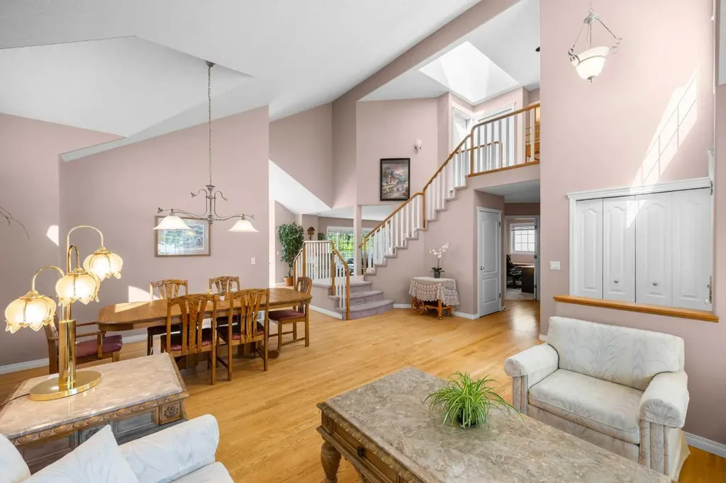 288 Hamptons Terrace NW Calgary AB T3A 5R4
