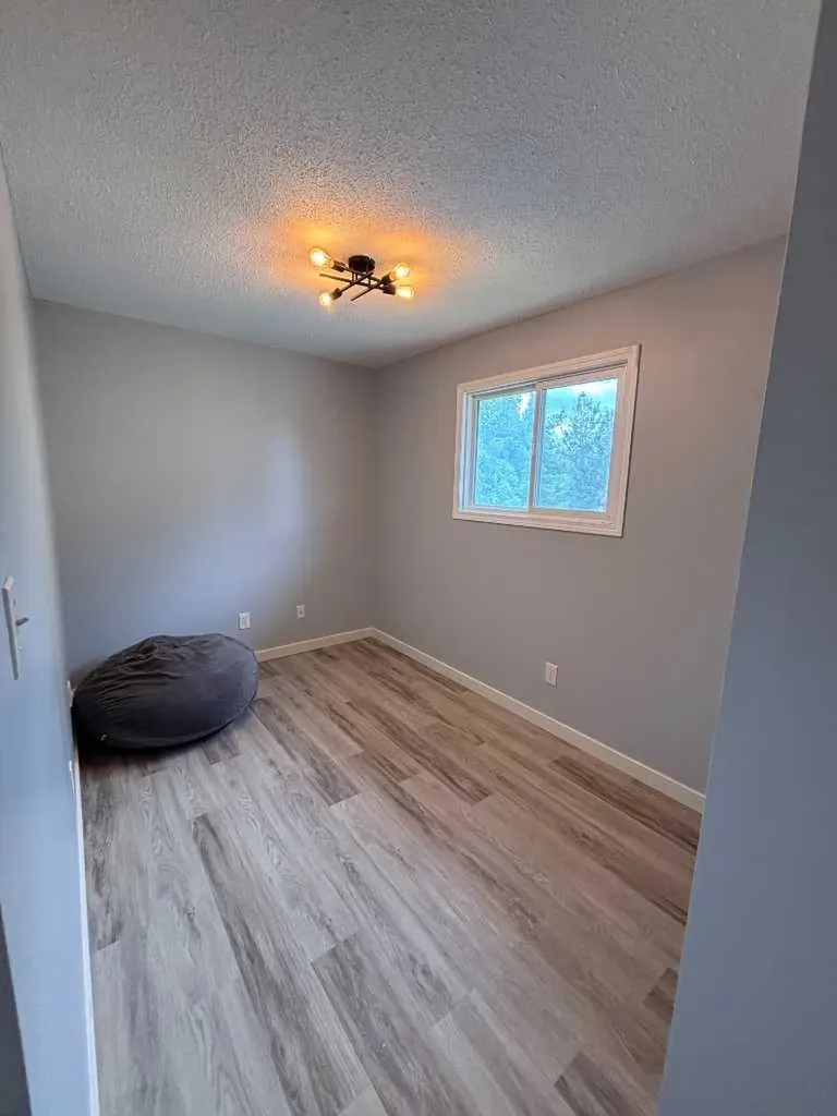 111 Columbia Place W Lethbridge AB T1k 5A8