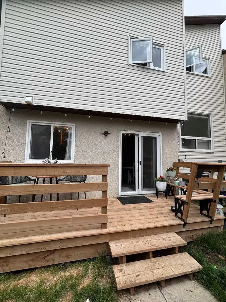 111 Columbia Place W Lethbridge AB T1k 5A8