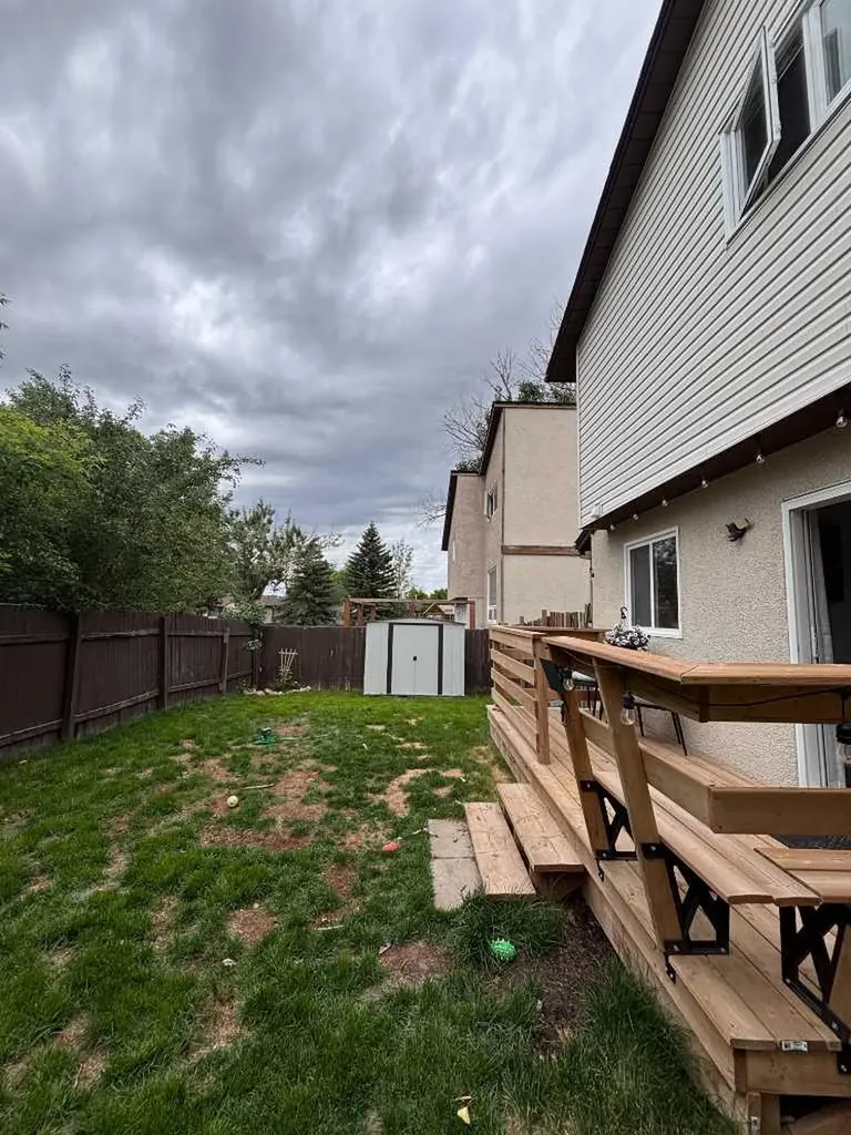 111 Columbia Place W Lethbridge AB T1k 5A8