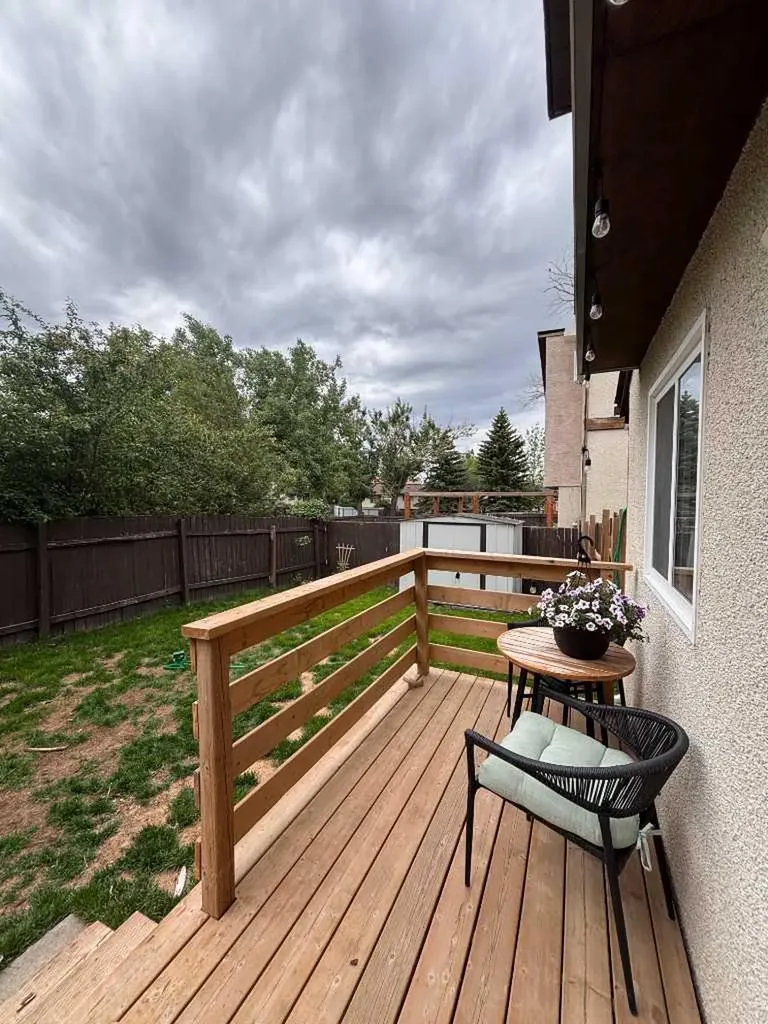 111 Columbia Place W Lethbridge AB T1k 5A8