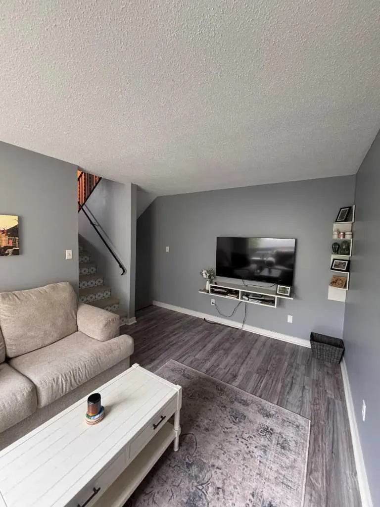 111 Columbia Place W Lethbridge AB T1k 5A8