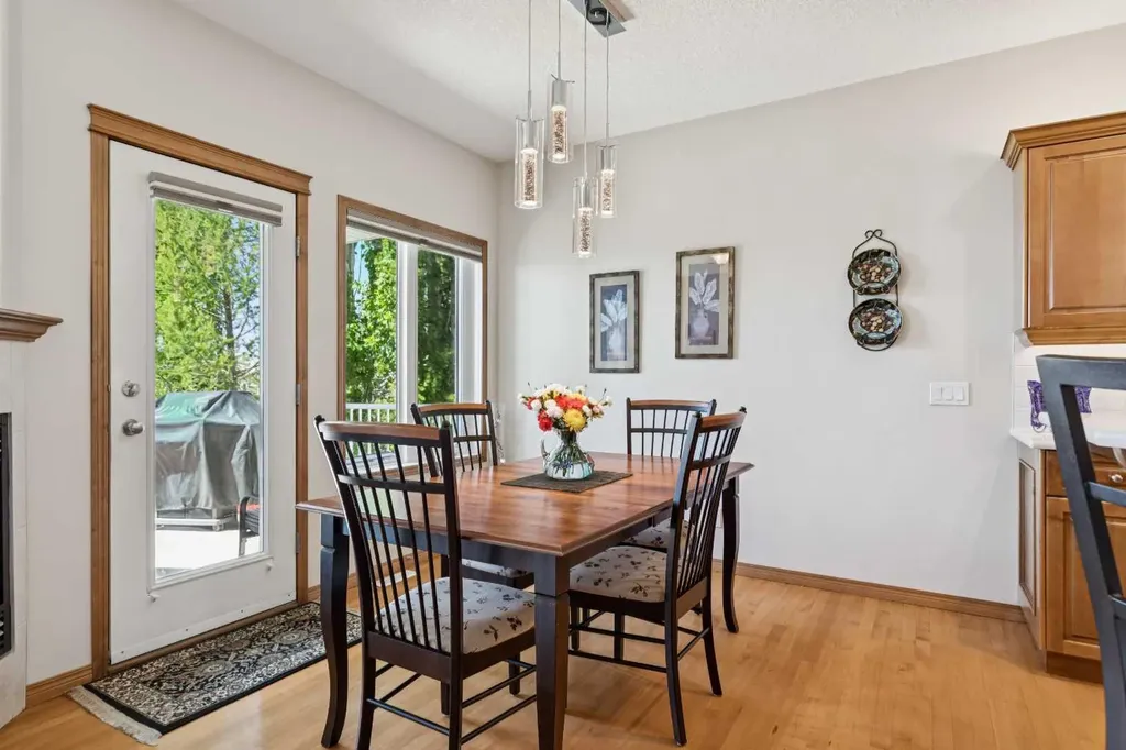 511 Rocky Ridge Drive NW Calgary AB T3G 5C3