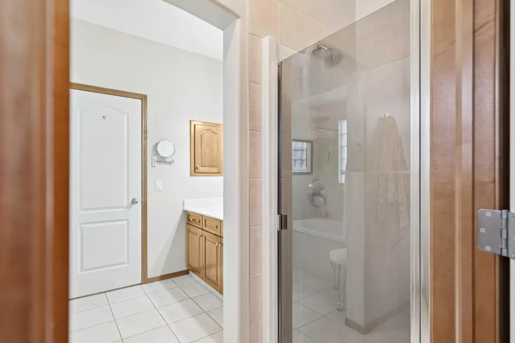 511 Rocky Ridge Drive NW Calgary AB T3G 5C3
