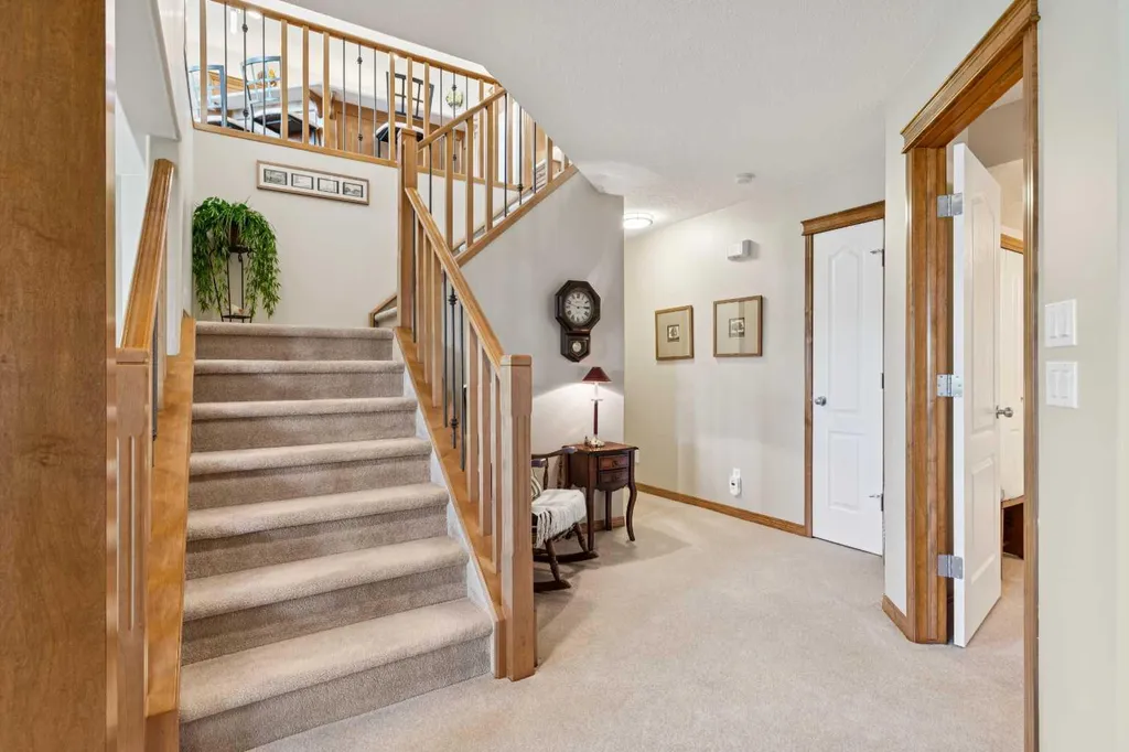511 Rocky Ridge Drive NW Calgary AB T3G 5C3