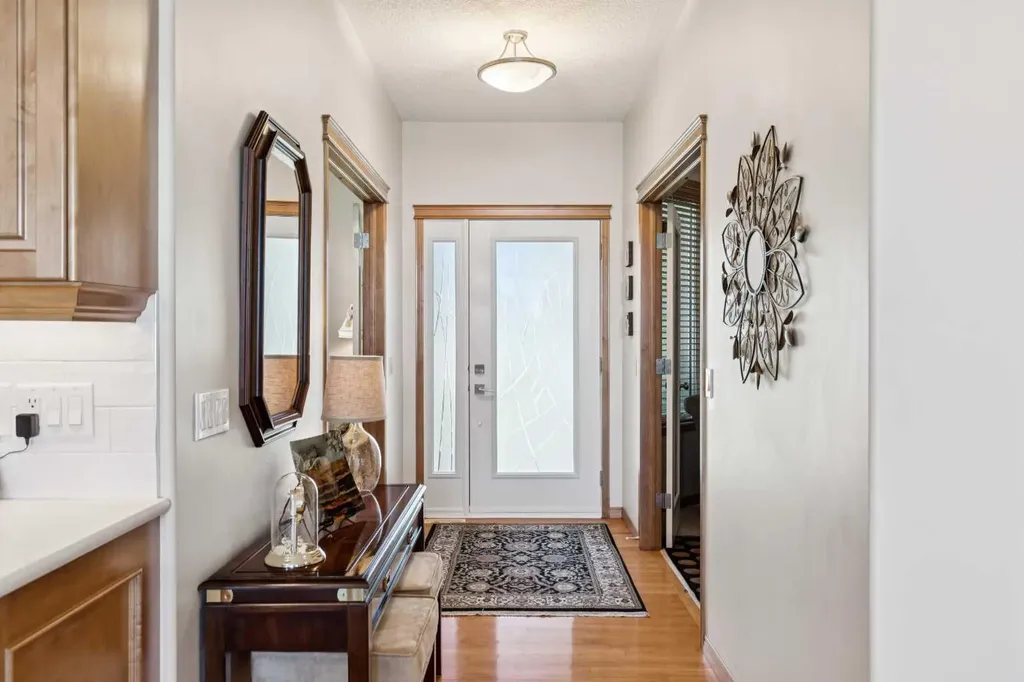 511 Rocky Ridge Drive NW Calgary AB T3G 5C3