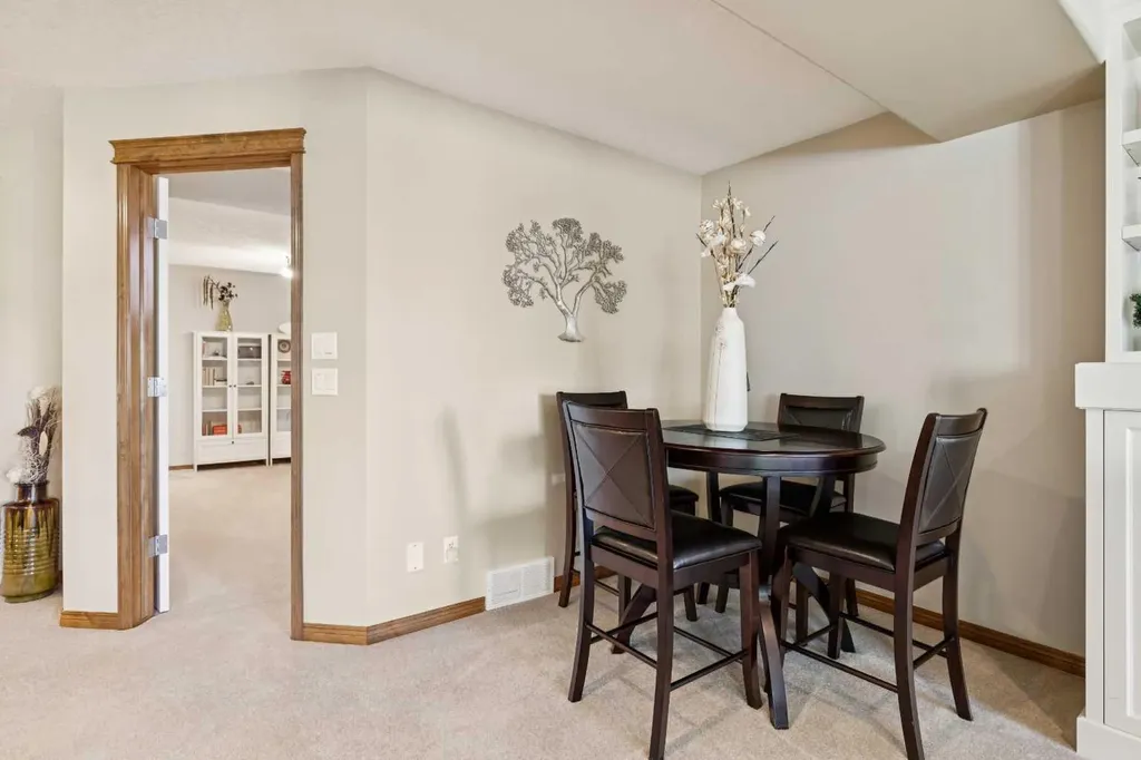 511 Rocky Ridge Drive NW Calgary AB T3G 5C3