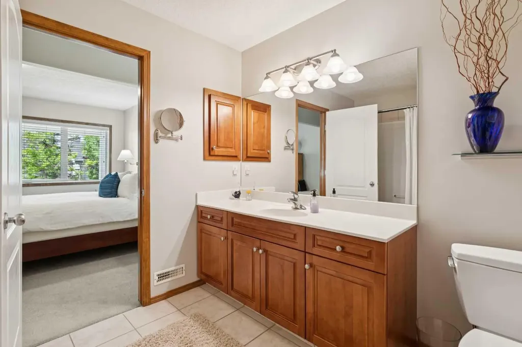 511 Rocky Ridge Drive NW Calgary AB T3G 5C3