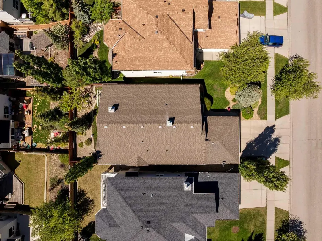 511 Rocky Ridge Drive NW Calgary AB T3G 5C3