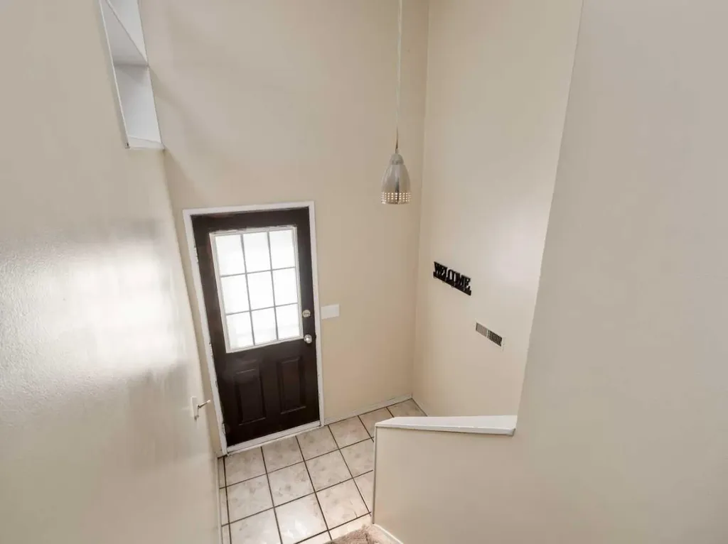269 Laval Boulevard W Lethbridge AB T1K 4E2