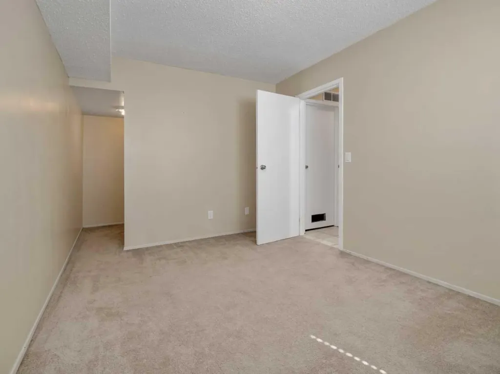 269 Laval Boulevard W Lethbridge AB T1K 4E2