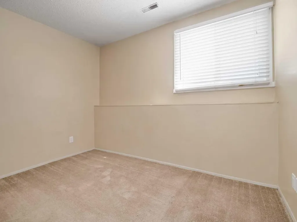 269 Laval Boulevard W Lethbridge AB T1K 4E2
