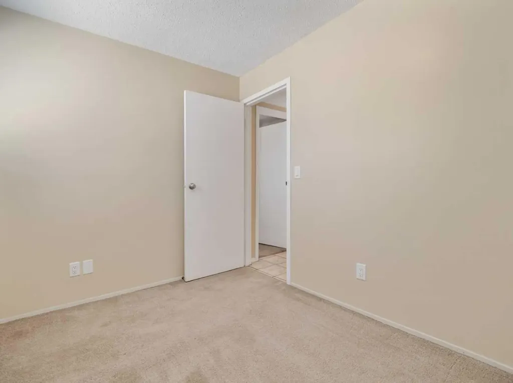 269 Laval Boulevard W Lethbridge AB T1K 4E2