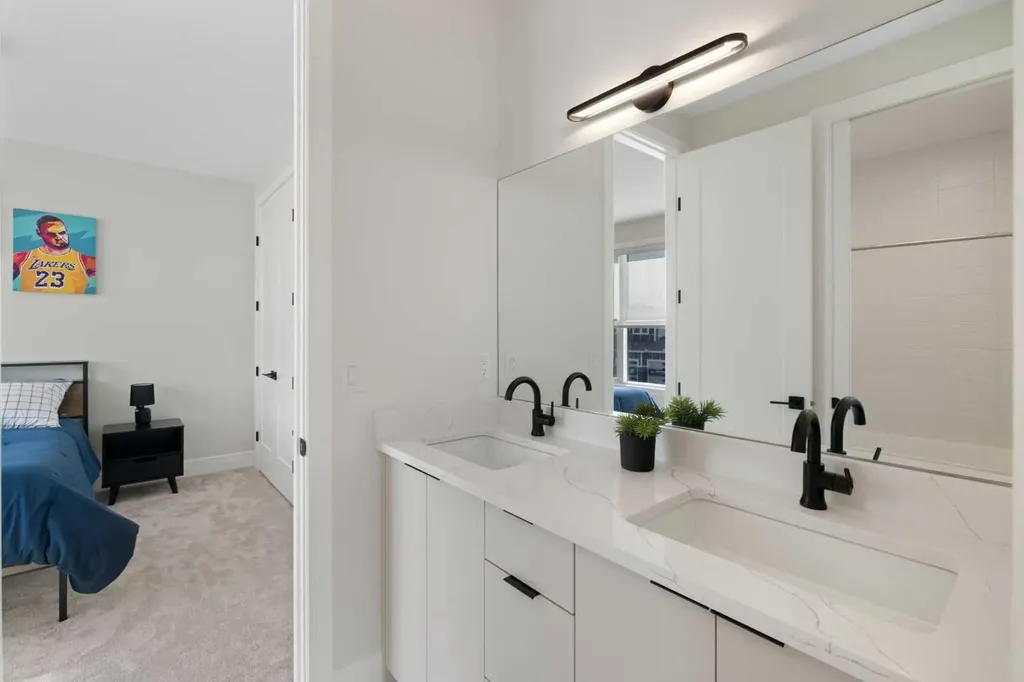232 West Chestermere Drive Chestermere AB T1X 1B2