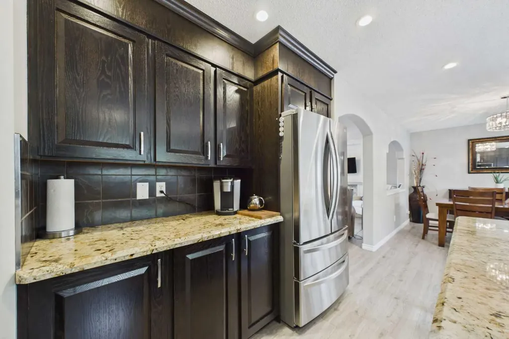 3758 Douglas Ridge Link SE Calgary AB T2Z3H7