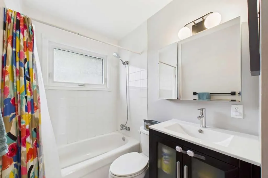 119 Ferncliff Crescent SE Calgary AB T2H0v5