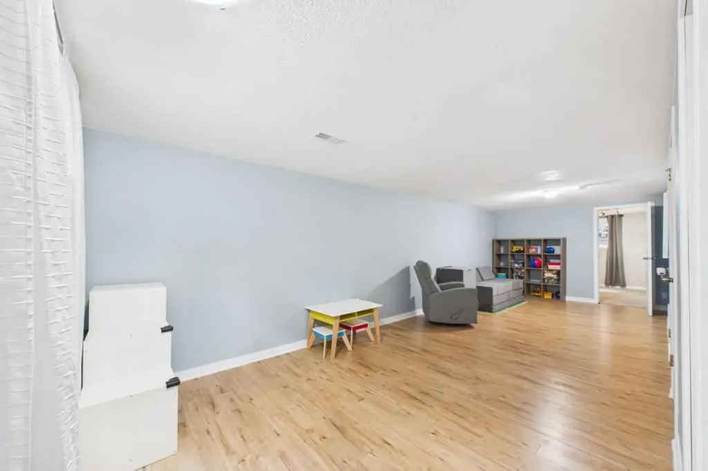 119 Ferncliff Crescent SE Calgary AB T2H0v5