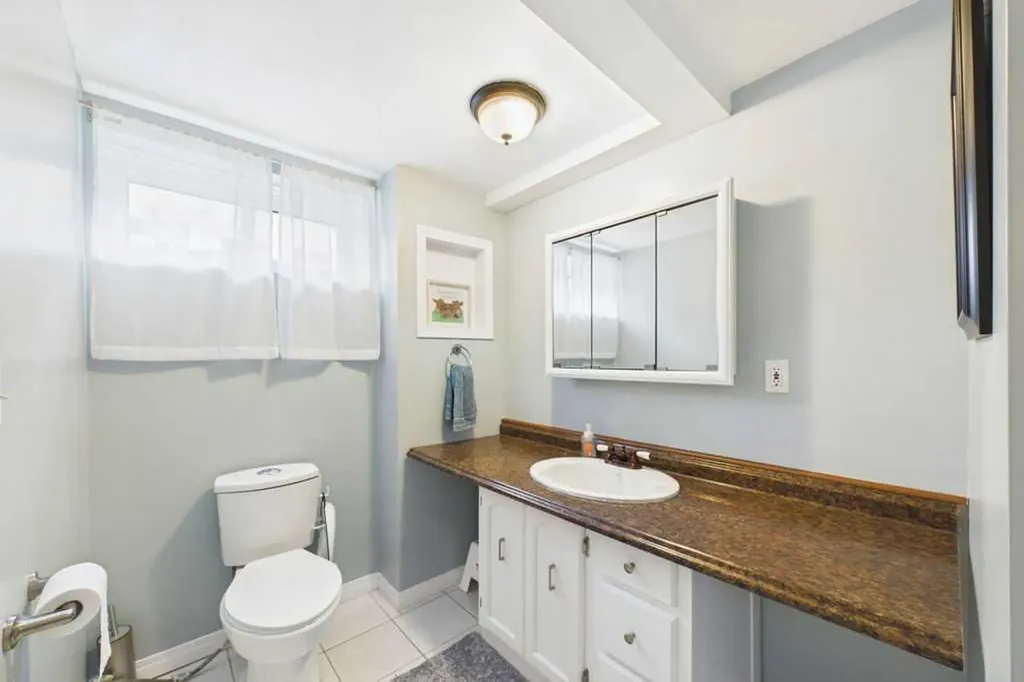 119 Ferncliff Crescent SE Calgary AB T2H0v5
