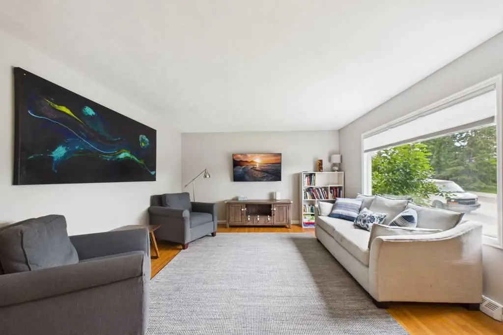 119 Ferncliff Crescent SE Calgary AB T2H0v5