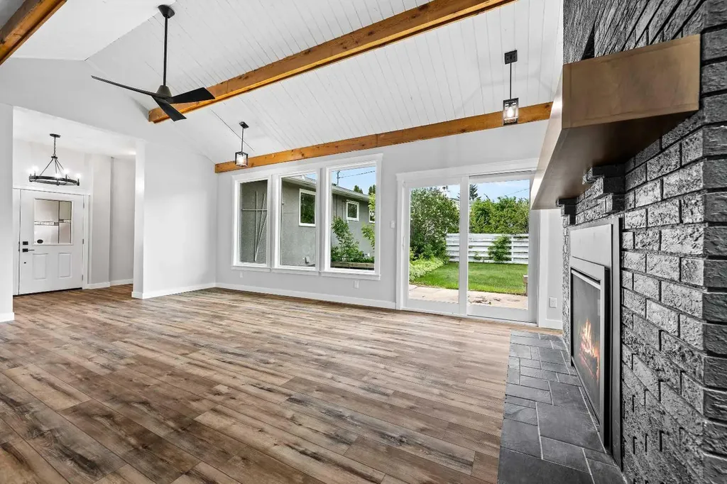 38 Alberta Crescent Lloydminster AB T9V 3G3