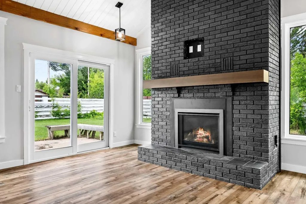 38 Alberta Crescent Lloydminster AB T9V 3G3