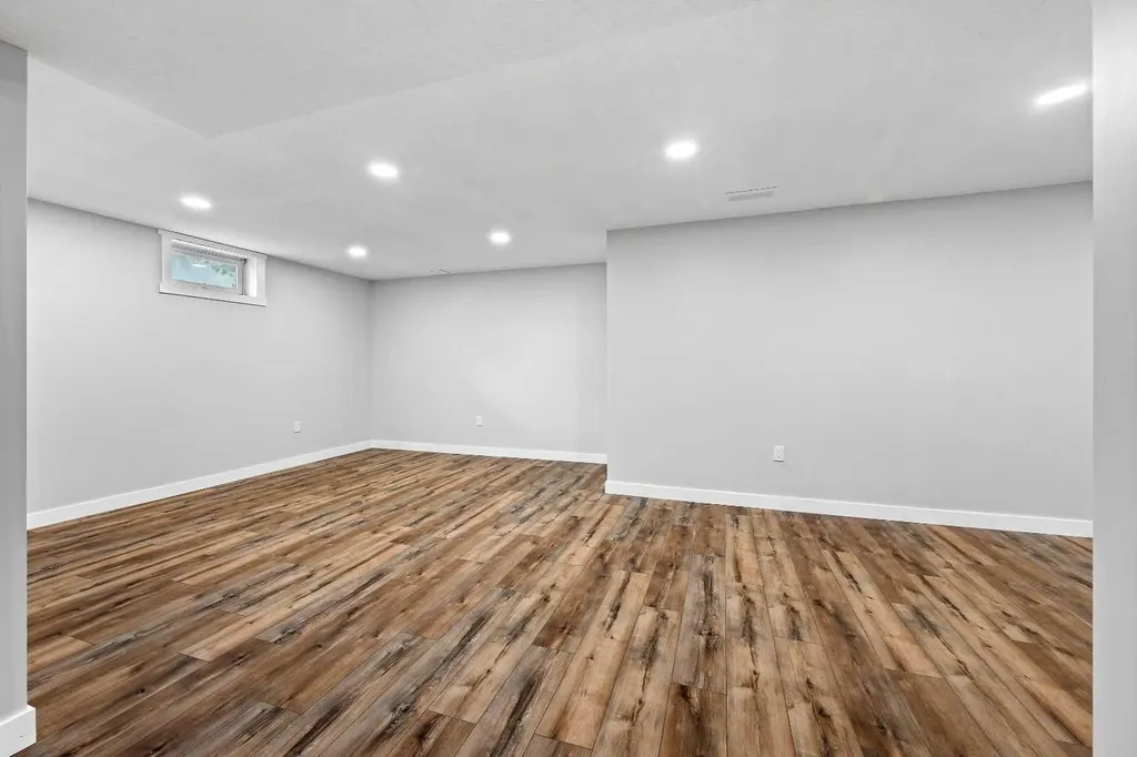 38 Alberta Crescent Lloydminster AB T9V 3G3