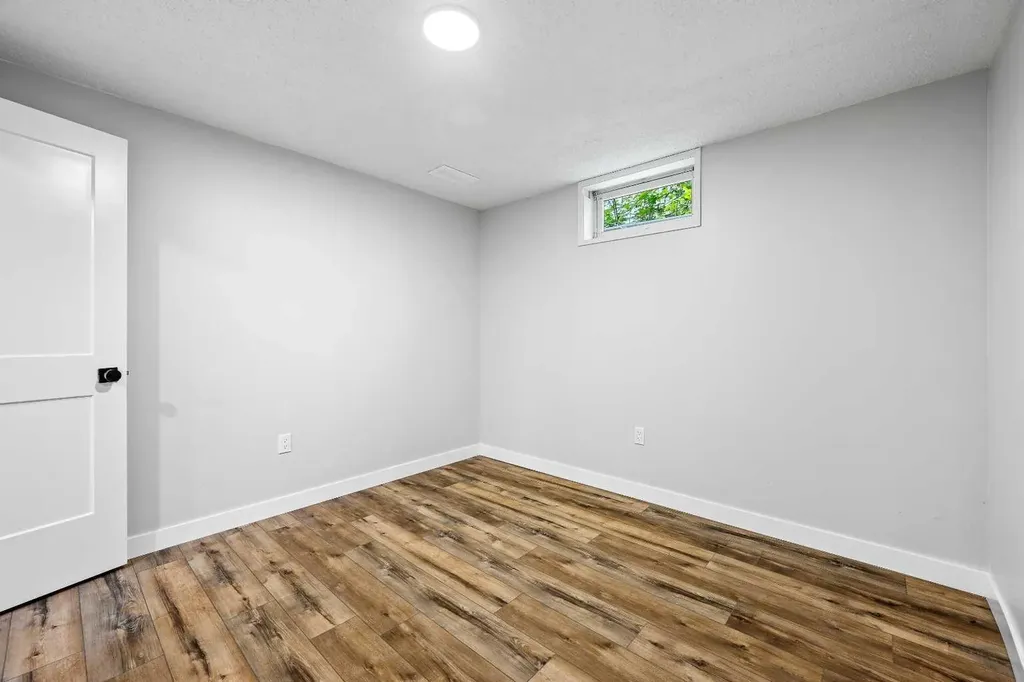 38 Alberta Crescent Lloydminster AB T9V 3G3