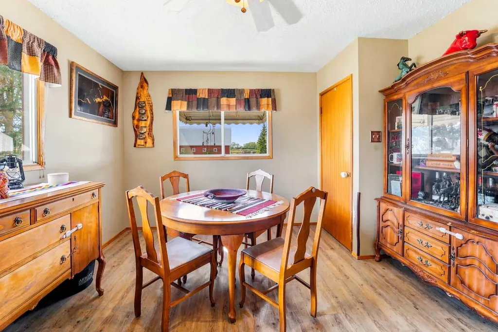434080 Range Road 260 Rural Ponoka County AB T4J 1R2