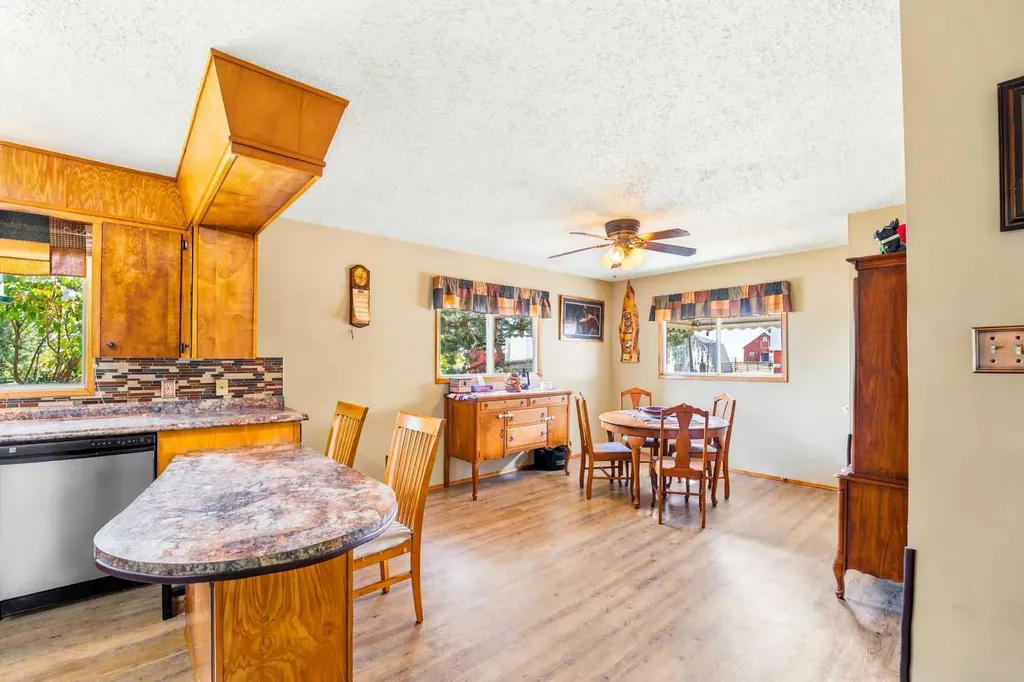 434080 Range Road 260 Rural Ponoka County AB T4J 1R2