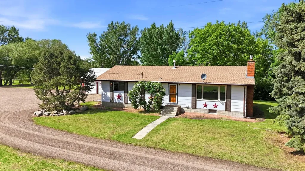 434080 Range Road 260 Rural Ponoka County AB T4J 1R2
