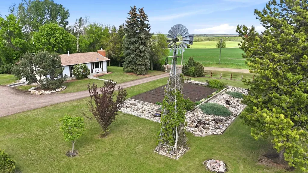 434080 Range Road 260 Rural Ponoka County AB T4J 1R2