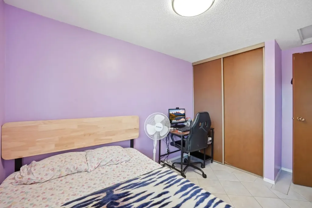 46 Falconer Terrace NE Calgary AB T3J 1W4