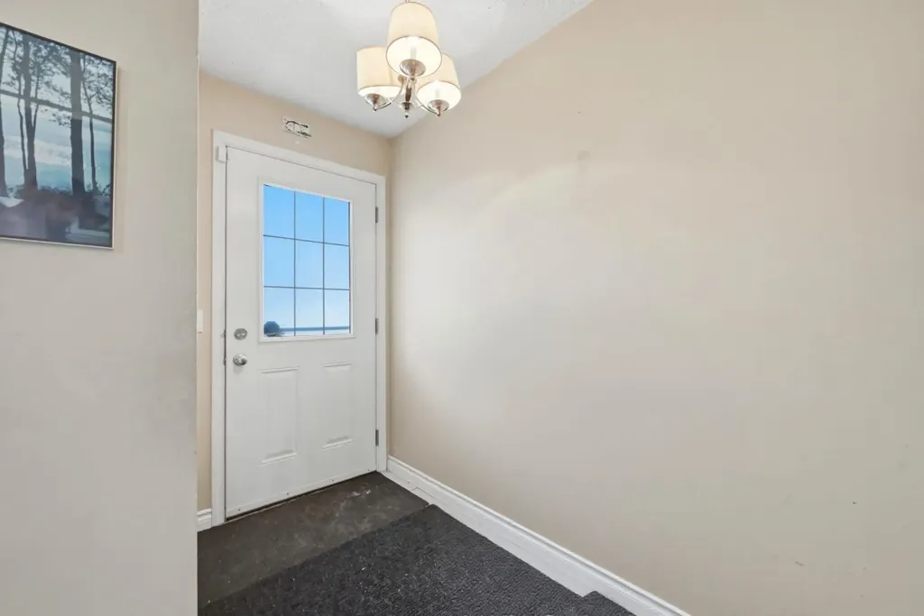 46 Falconer Terrace NE Calgary AB T3J 1W4