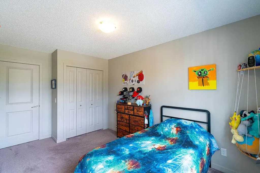 114 River Heights Green Cochrane AB T4C 0Y4