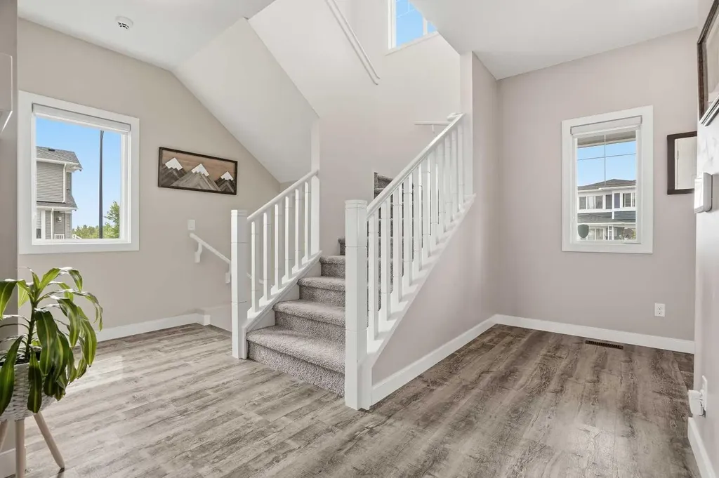 30 Juniper Street Okotoks AB T1S 5S2