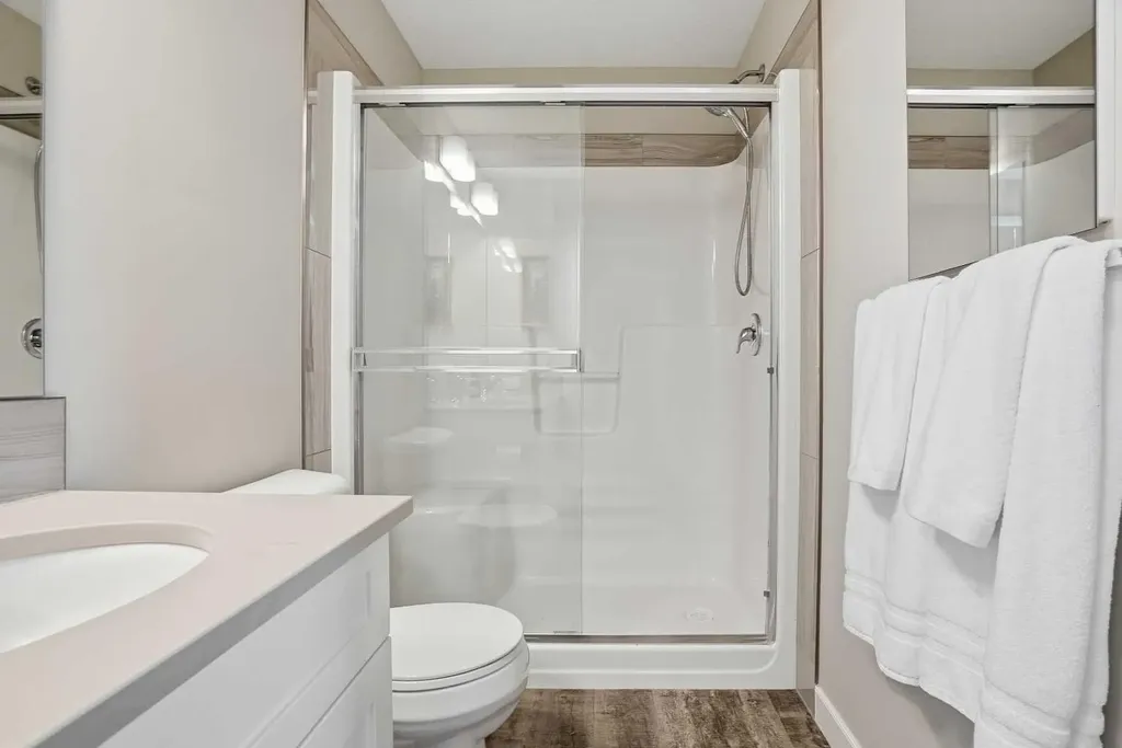 30 Juniper Street Okotoks AB T1S 5S2