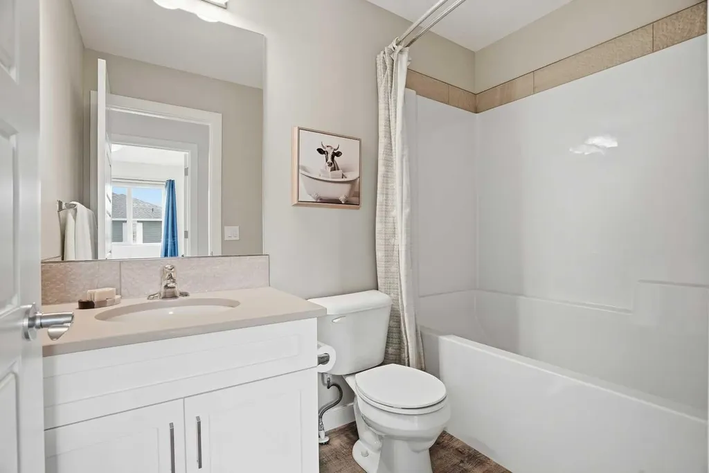 30 Juniper Street Okotoks AB T1S 5S2