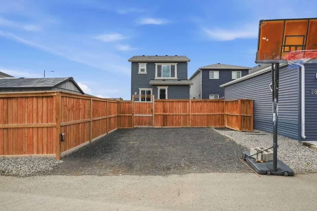 30 Juniper Street Okotoks AB T1S 5S2