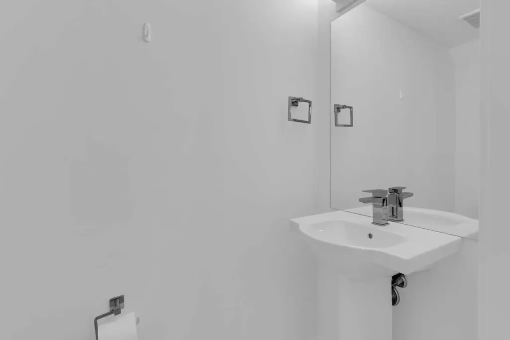 3125 39 Street NW Calgary AB T3B6H5